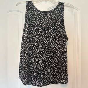 Banana Republic medium sleeveless blouse